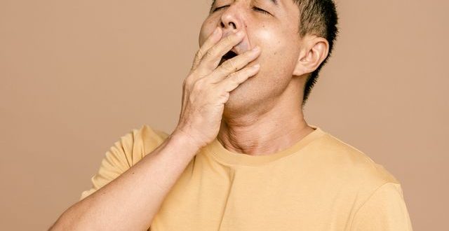 kurang tidur penyebab asam urat