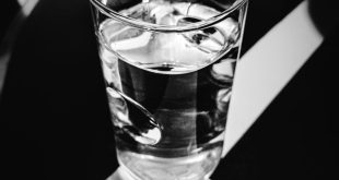 minum air putih cegah stroke waktu terbaik