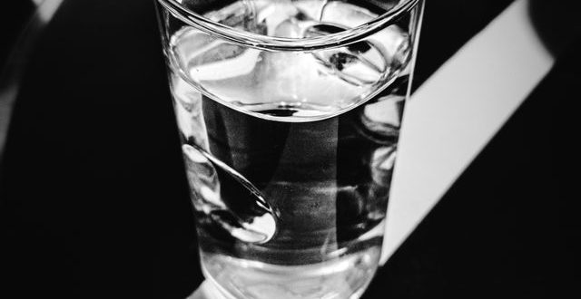 minum air putih cegah stroke waktu terbaik