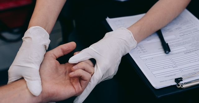 pemeriksaan stroke ct scan mri perbedaan
