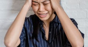 sakit kepala hebat tanda stroke