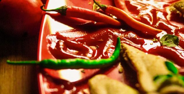 Daftar jenis makanan dan minuman yang menjadi makanan pemicu asam lambung naik