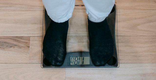 pola hidup sehat menjaga berat badan ideal sehingga berat badan ideal cegah kanker secara efektif