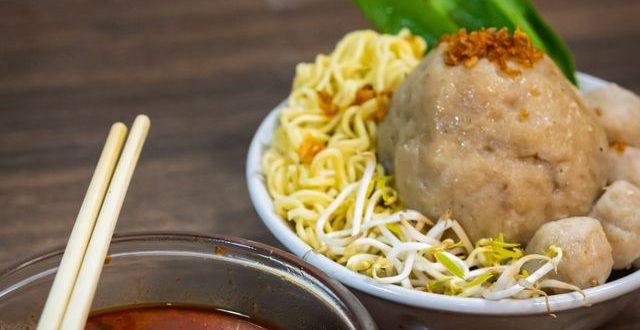 penumpukan kolesterol jahat yang menyumbat dinding pembuluh darah