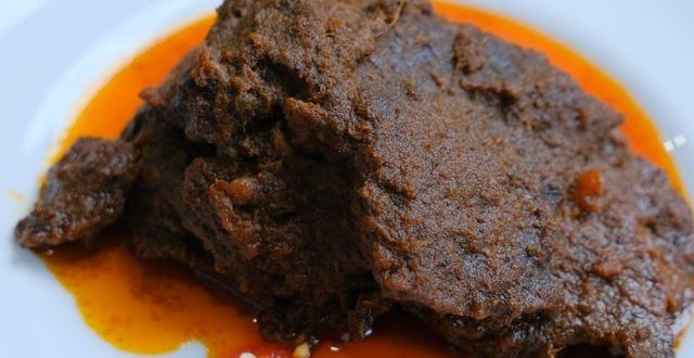 pengaruh lemak jenuh yang menaikkan kadar kolesterol jahat dalam darah