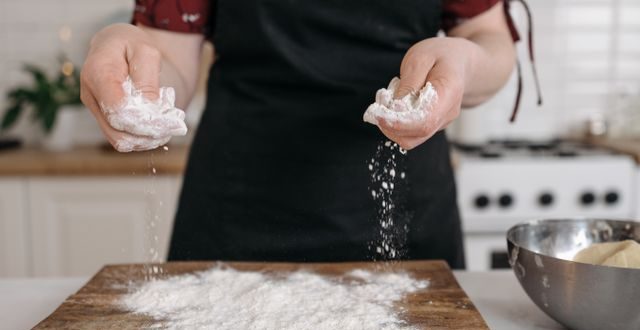 manfaat mengurangi gula dan tepung putih yang membuat trigliserida dan kolesterol ikut turun